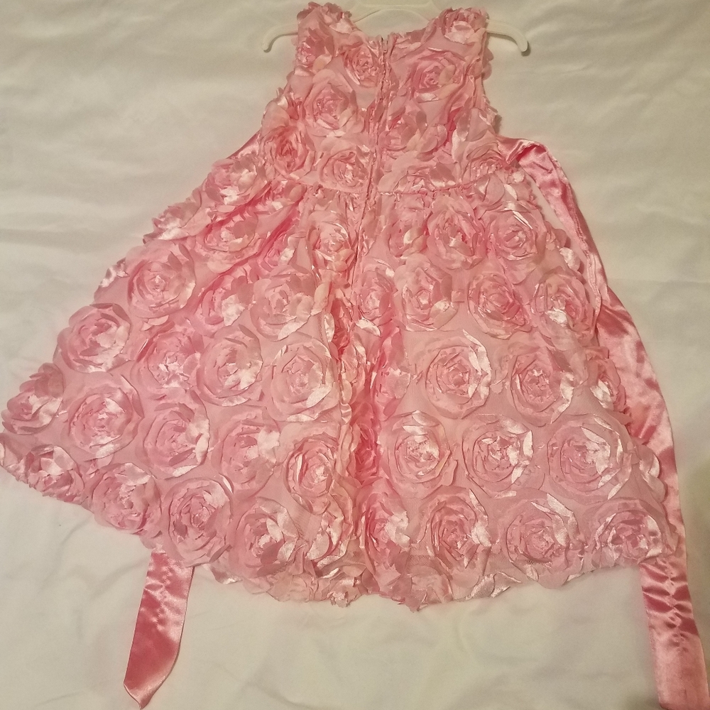 Dress - Picture 2 of 3